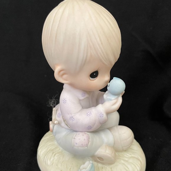 Precious Moments I Believe in Miracles Porcelain Figurine - Picture 1 of 5